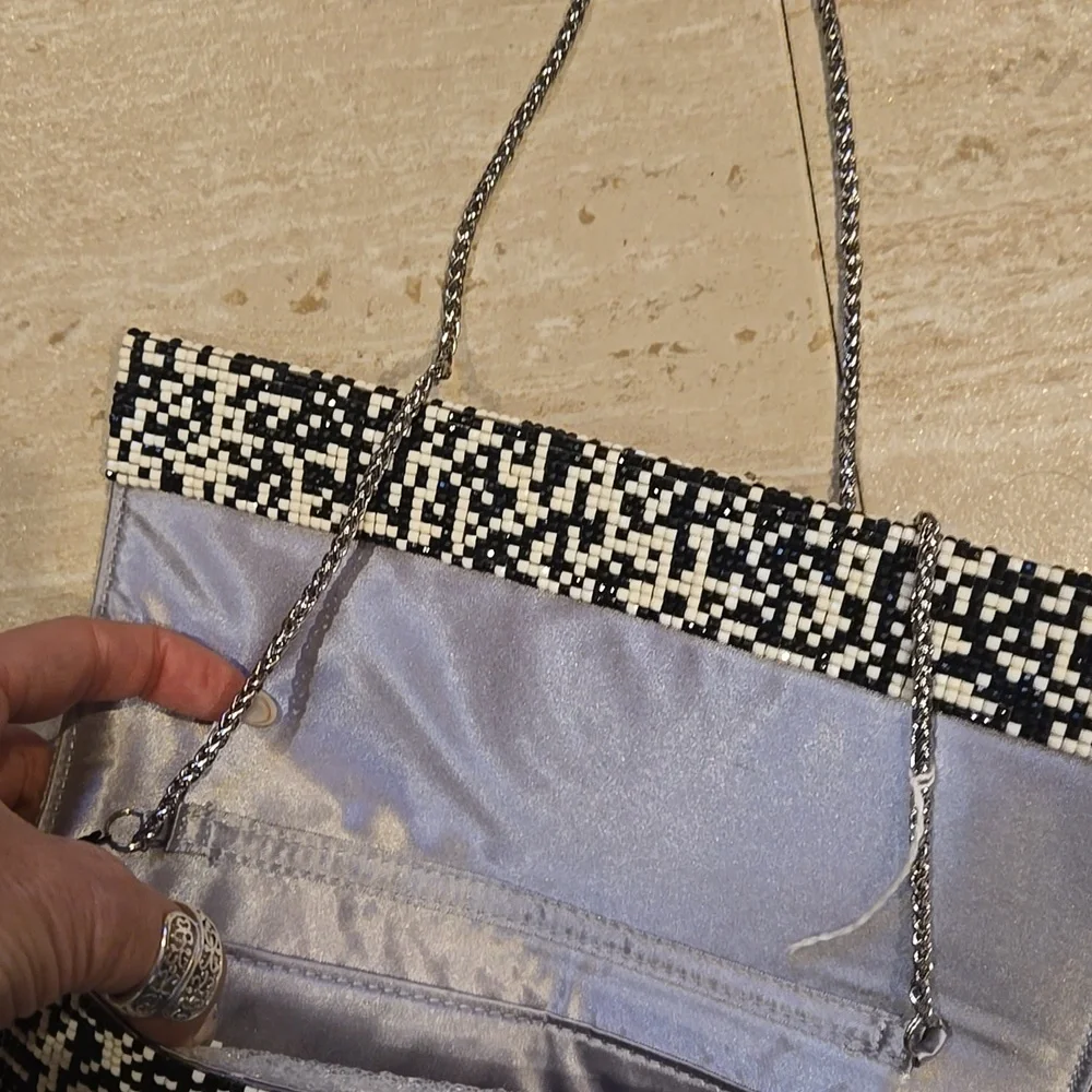 New Sondra Roberts Squared Black/White Beaded Versatile Clutch - Picture 8 of 11